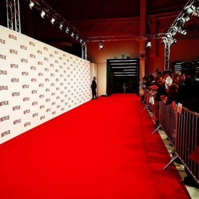 Thảm đỏ siêu dài trải tại lễ trao giải