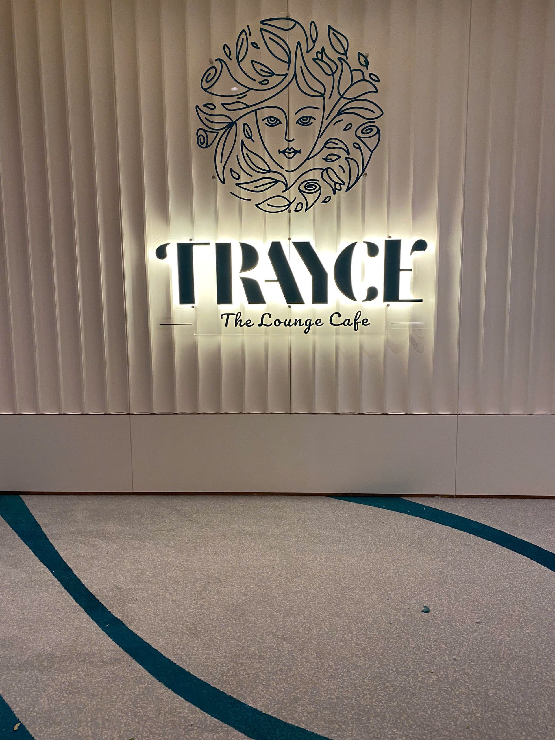Thảm Nỉ Trải Sàn Cao Cấp Tại Thẩm Mỹ Viện TRAYCE